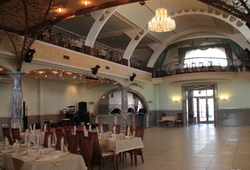 вид помещения для мероприятия Рестораны Ресторан «Корона»    на 500 номеров Краснодара