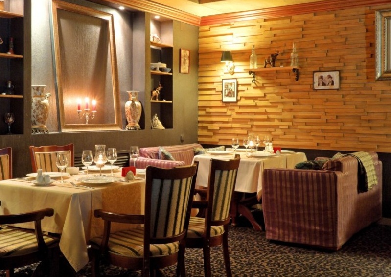 фото помещения Рестораны Ресторан «Обломов»    на 2 мест Краснодара