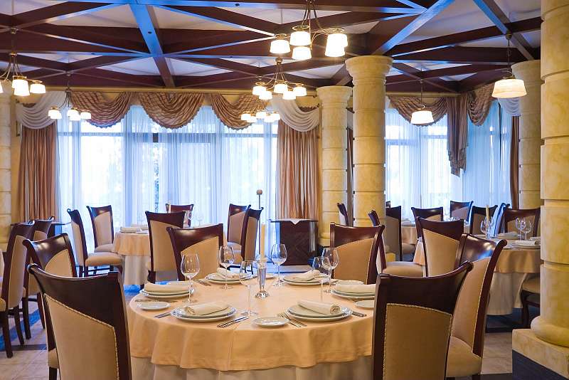 фото зала Рестораны Ресторан "Высокий берег " на 2 мест Краснодара