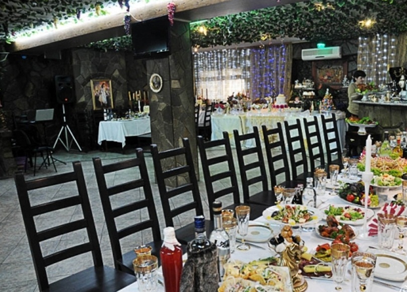 снимок интерьера Рестораны Ресторан "Мимино"   на 100 номеров Краснодара