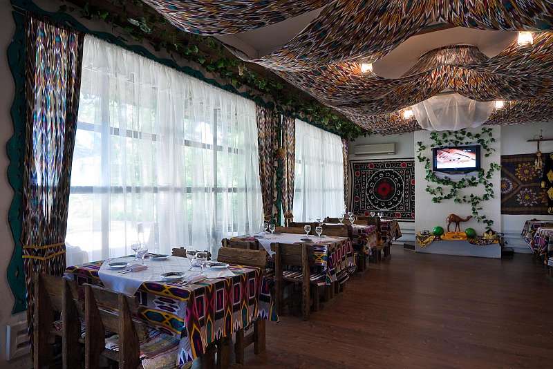 вид зала Рестораны Ресторан "Регистан" на 2 мест Краснодара